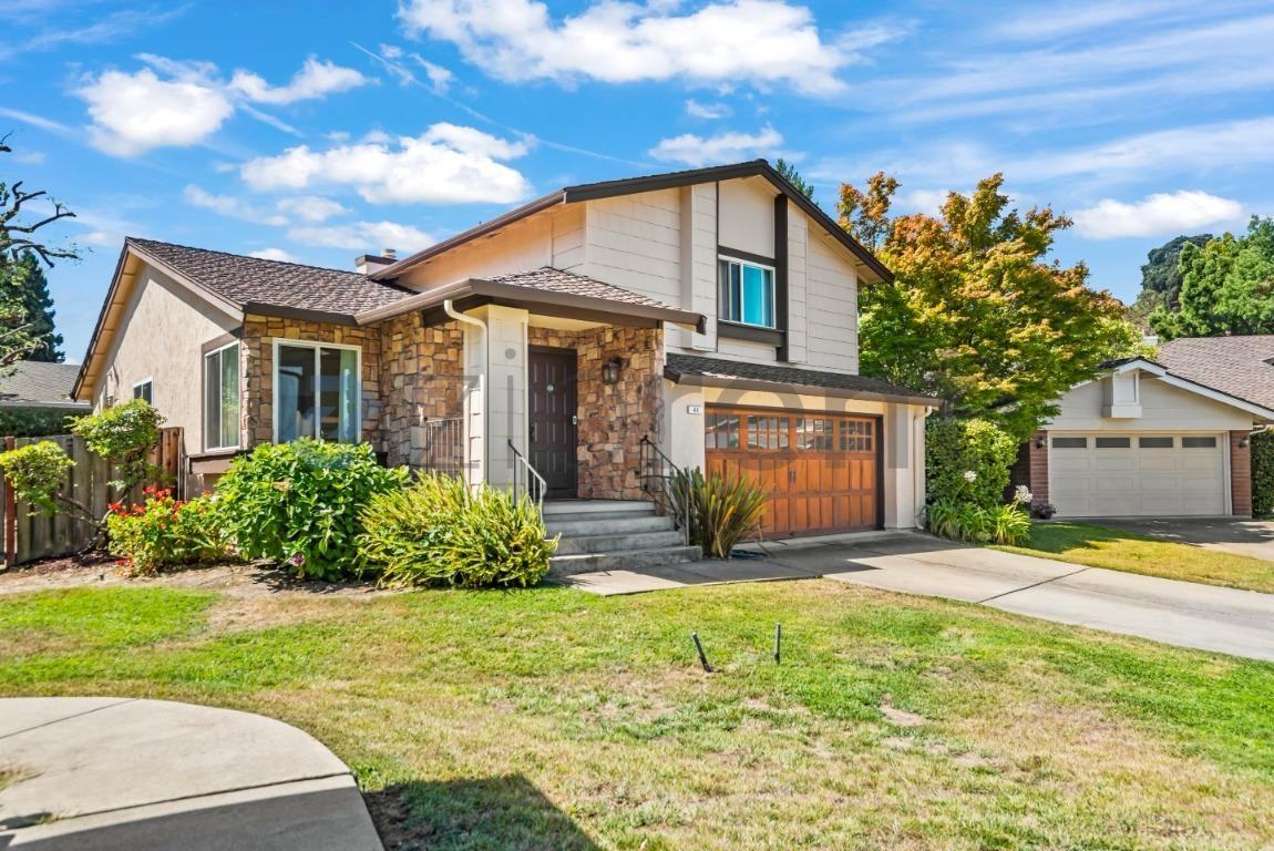 44 Bridlepath Ct - Photo 2 of 23