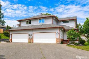 9 76th St Se #A - Photo 1 of 1