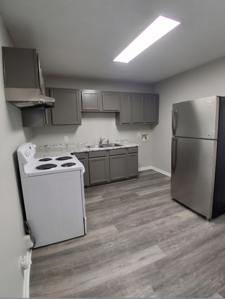 Pet Friendly Apartments in Pulaski, TN | Updated 1, 2, and 3 Bedrooms Available - Photo 7 of 19