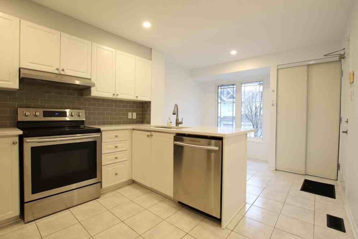 436 Hillsboro Pvt - Photo 4 of 19