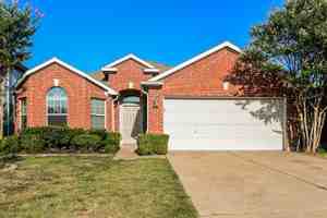 featured image of 906 Oak Hollow Ln