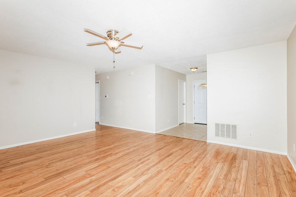 7394 Tassel Ct - Photo 3 of 16