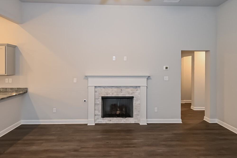 8105 Aiden Rd - Photo 5 of 17