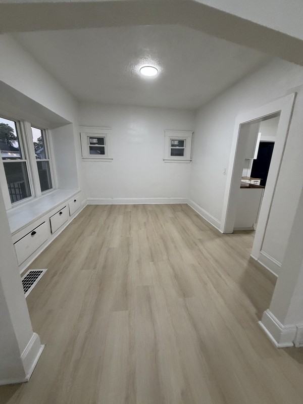 2016 Halstead Ave - Photo 2 of 29
