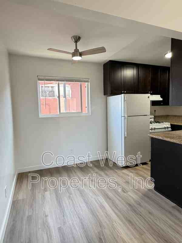 816 S Orange Ave - Photo 3 of 15