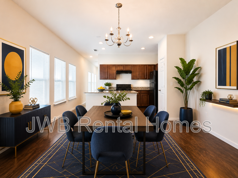 1282 Lake Shore Blvd - Photo 5 of 12