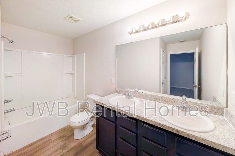 7625 Dandy Ave - Photo 6 of 17