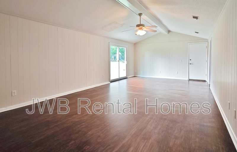 1703 Old Middleburg Rd N - Photo 6 of 11