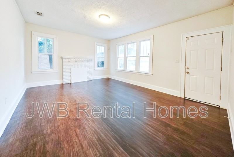 6601 Sunset Dr - Photo 6 of 11