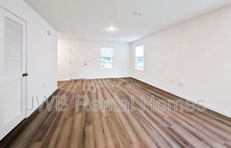 1478 Mason Ave - Photo 6 of 13