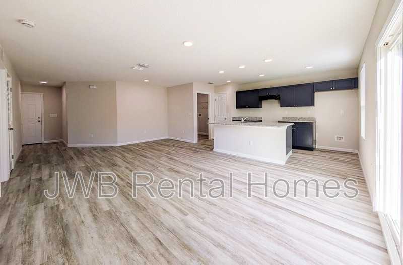 8905 1st Ave - Photo 5 of 16