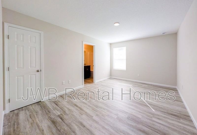 8905 1st Ave - Photo 6 of 16