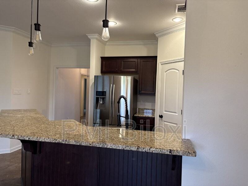 15192 Oberlin Ave - Photo 7 of 23