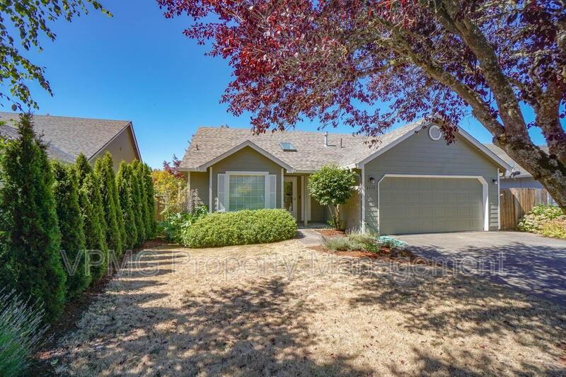 2115 Nw 143rd Cir - Photo 2 of 38