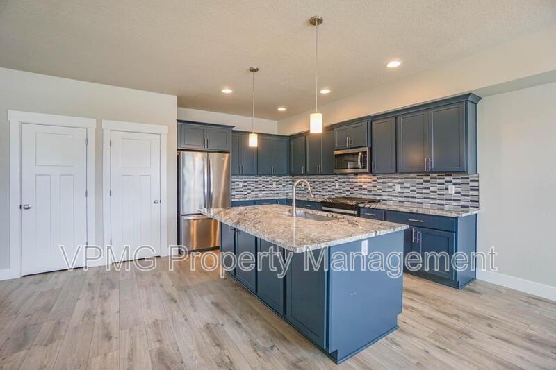 2928 Nw 16th St - Photo 6 of 38