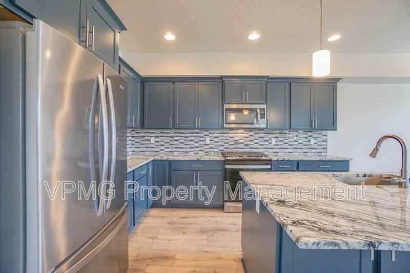 2928 Nw 16th St - Photo 7 of 38