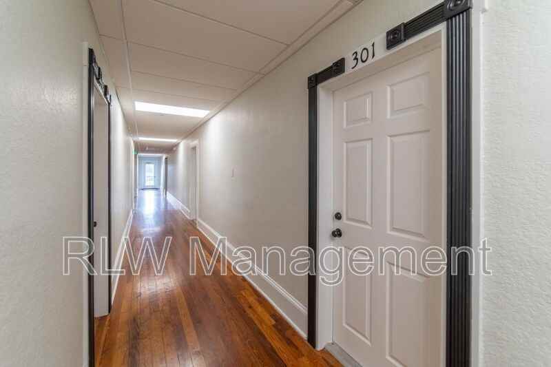 11 N Central Ave #301 - Photo 6 of 10