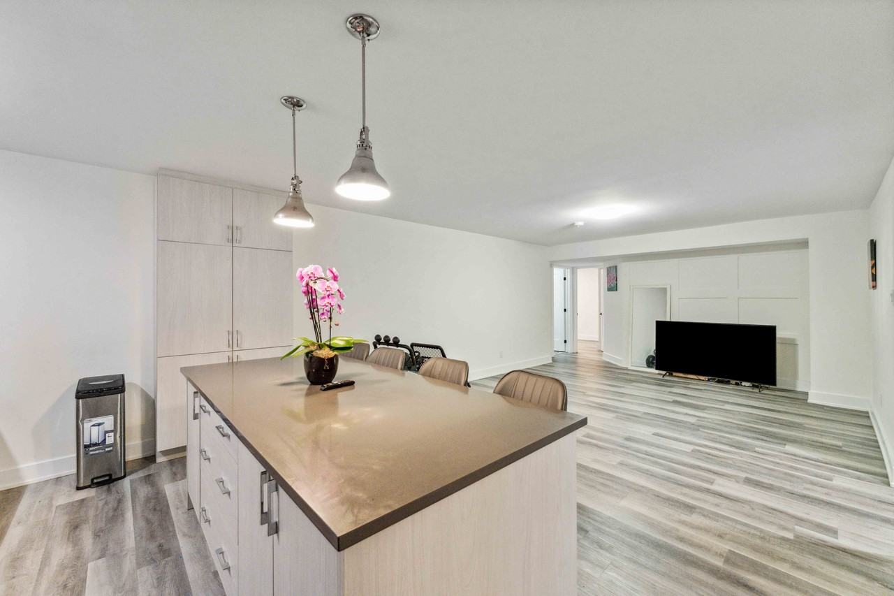 12 Sylvester Street #B - Photo 6 of 16