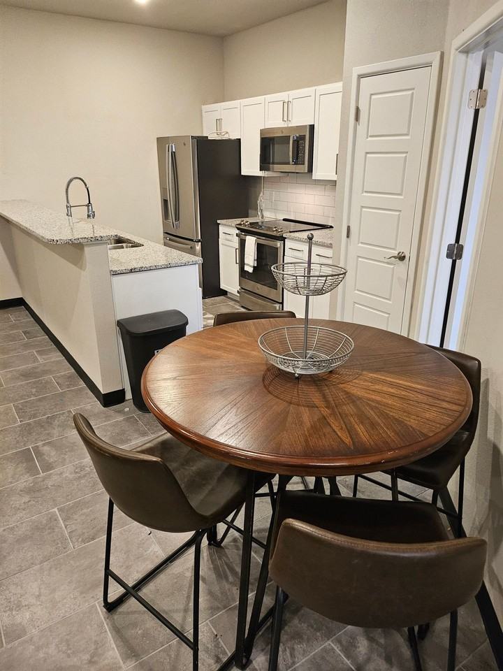 Metro Tower Condos  – Downtown Lubbock, TX - Photo 2 of 7
