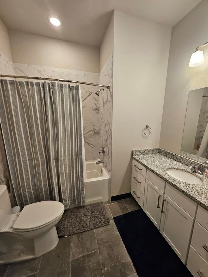 Metro Tower Condos  – Downtown Lubbock, TX - Photo 4 of 7