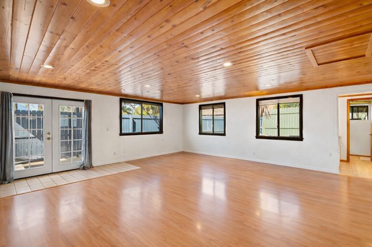 2846 Omaopio Rd #B - Photo 3 of 7