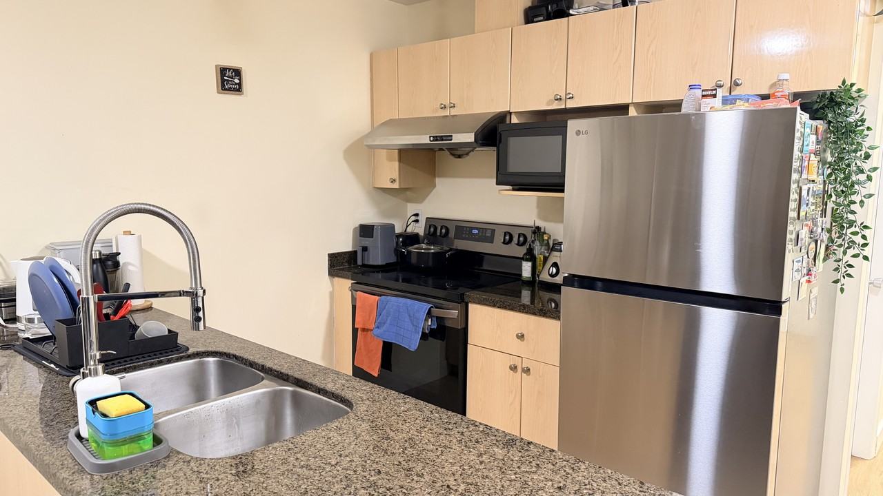 1099 West 71st Avenue #403 - Photo 3 of 6