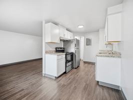 featured image of 1432 W 10th Ave