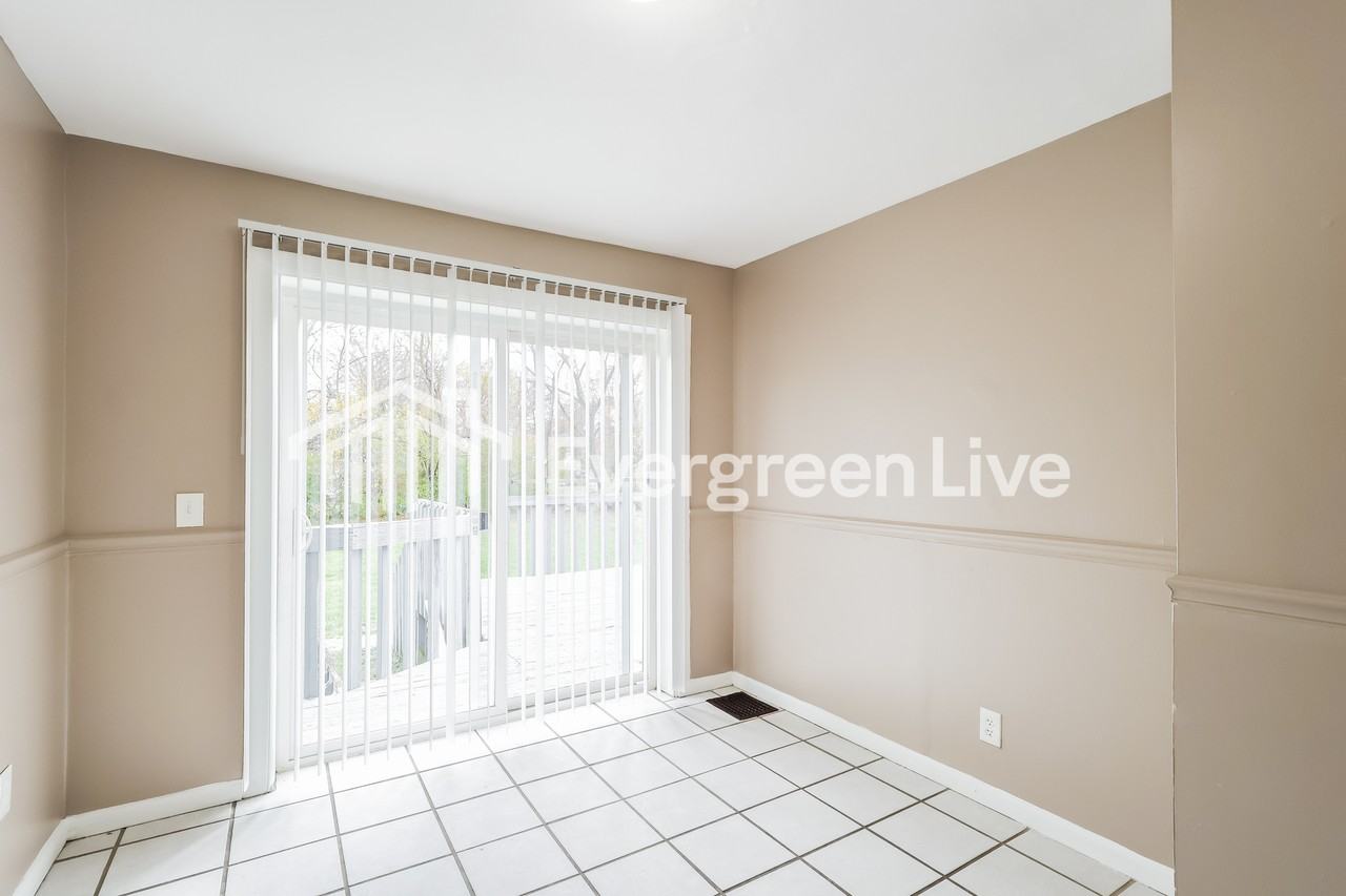 6824 Tarawa Dr - Photo 5 of 15