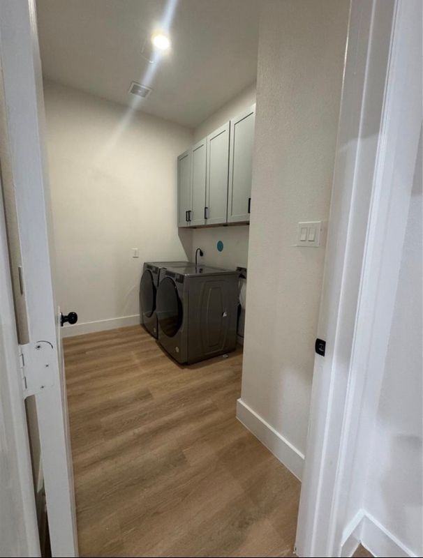 5312 Denmark St - Photo 3 of 18