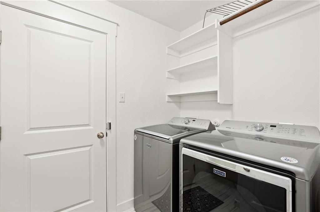 16911 Alturas Ave - Photo 2 of 9