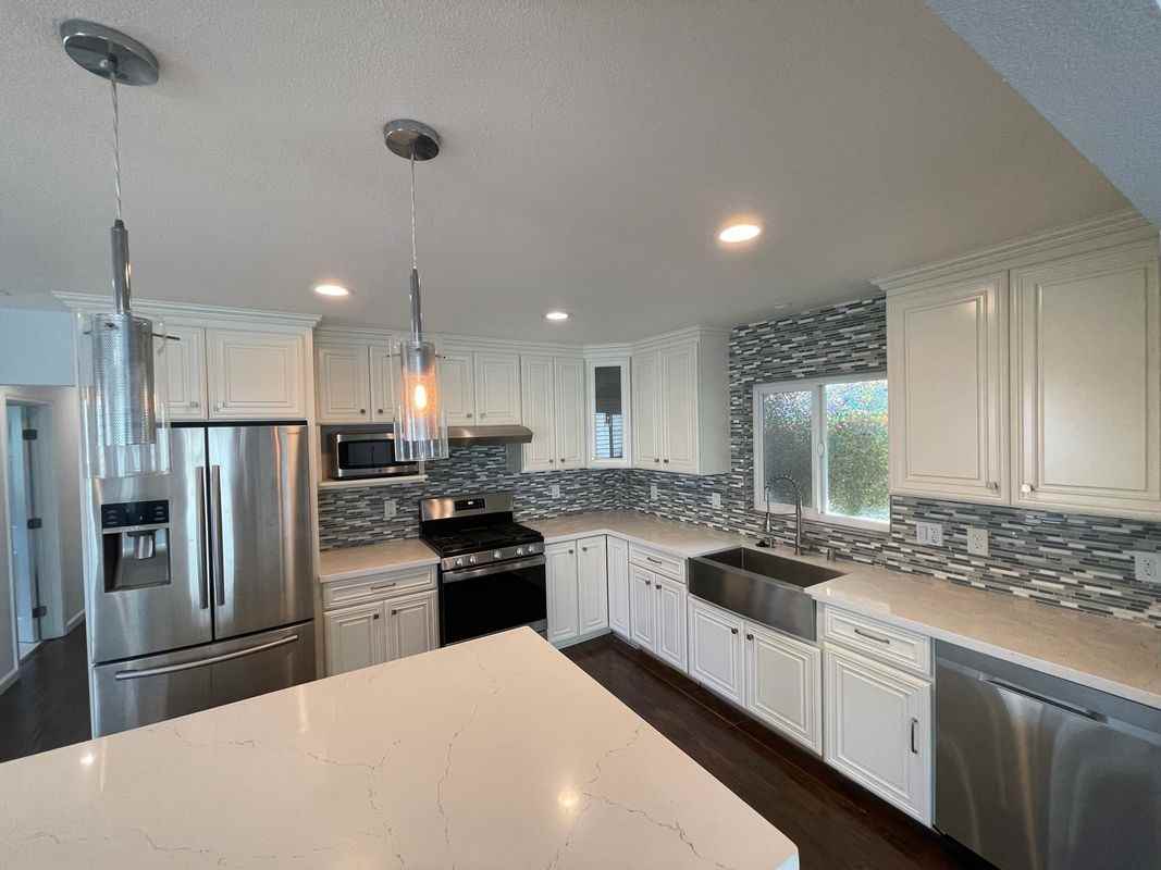 1256 64th St - Photo 2 of 4