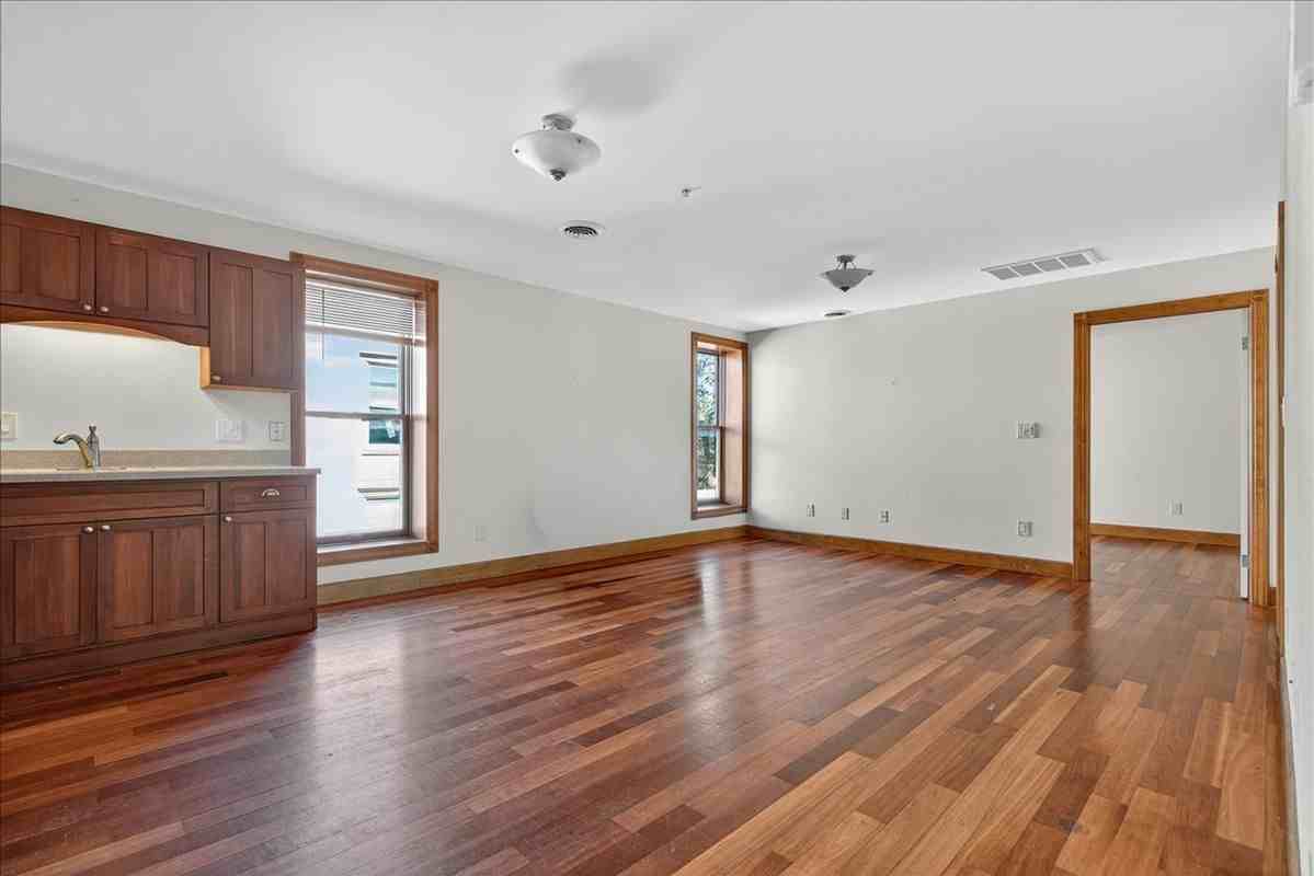 432 Broadway 26 - Photo 4 of 14