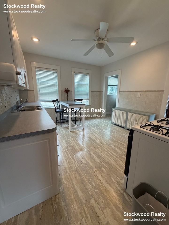 21 Lyon St #3 - Photo 7 of 50