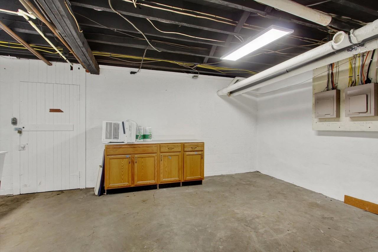 715 Oak Hill Ave #715-3S - Photo 4 of 19