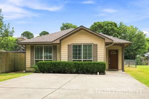 featured image of 14156 Shadow Bay Dr