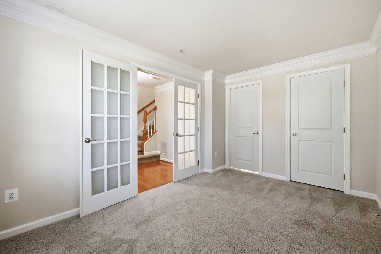 7833 Wormans Mill Rd - Photo 5 of 50