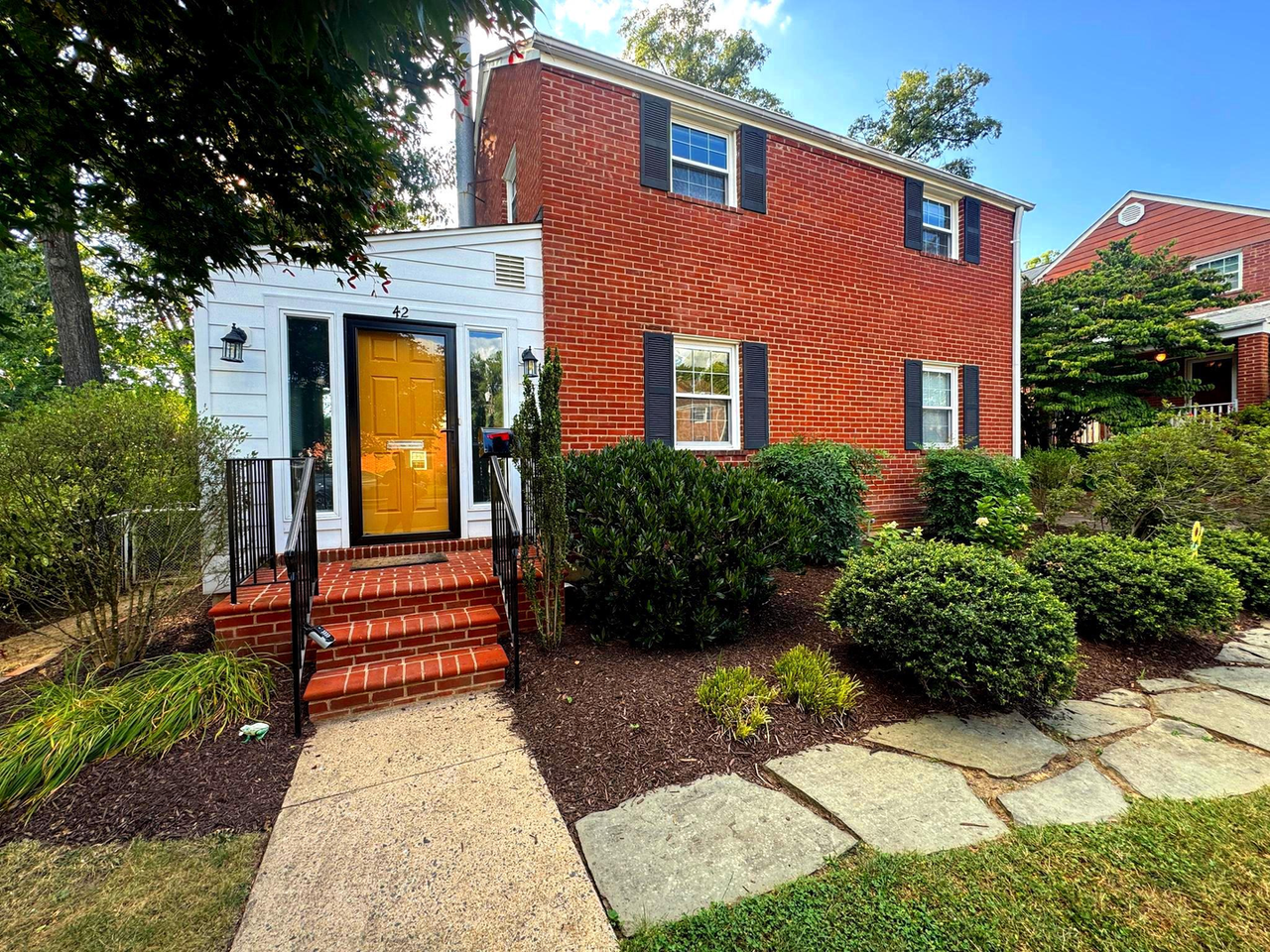 42 S Park Dr
