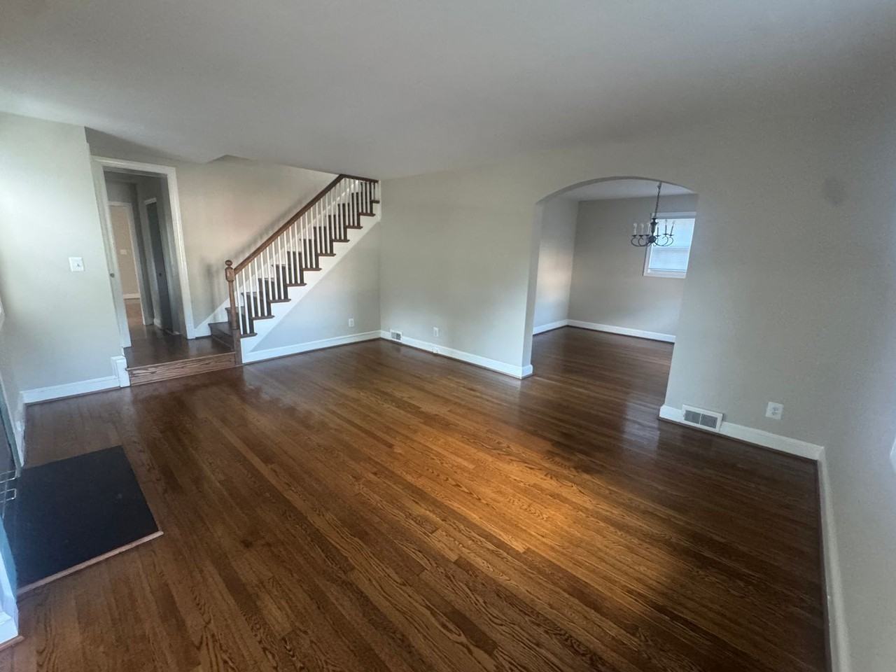 42 S Park Dr - Photo 3 of 35