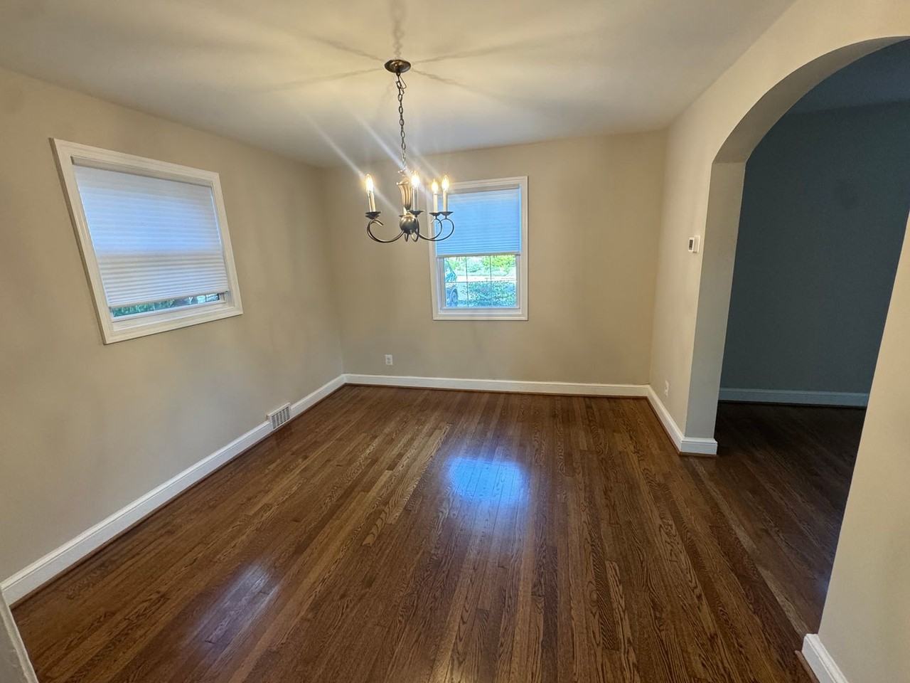 42 S Park Dr - Photo 5 of 35
