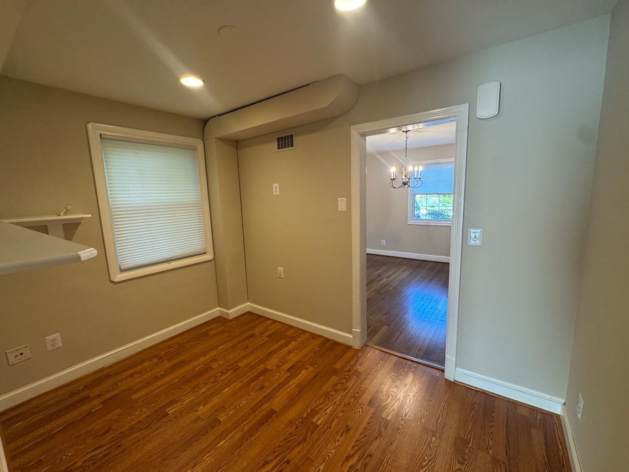 42 S Park Dr - Photo 6 of 35