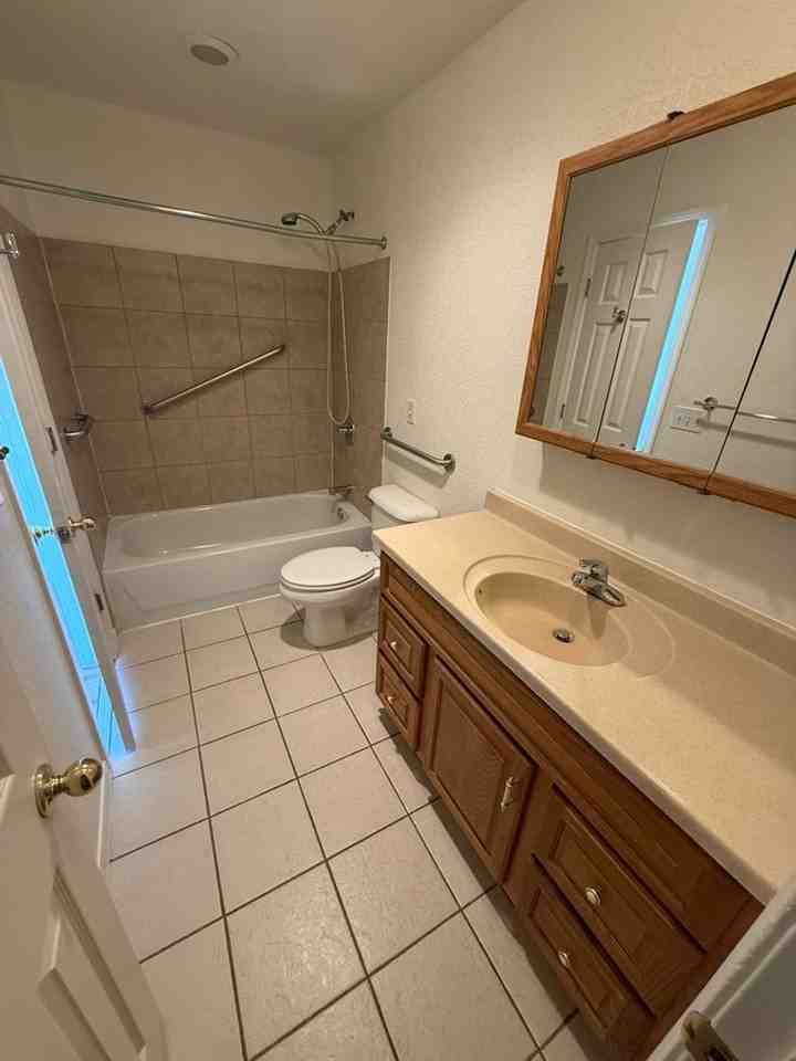 108 E Buckskin Rd - Photo 7 of 16