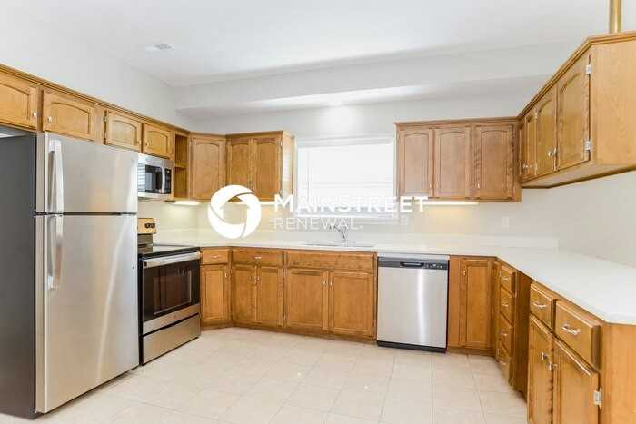 1918 W 7th St - Photo 6 of 17