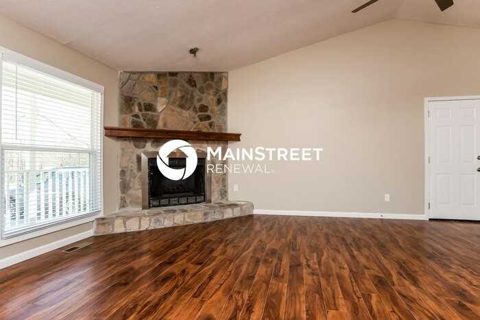 4366 Wesley Dr - Photo 2 of 15