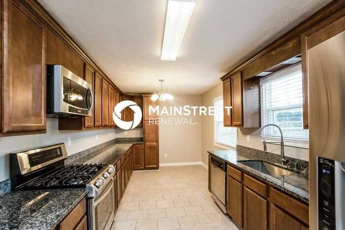 4366 Wesley Dr - Photo 6 of 15