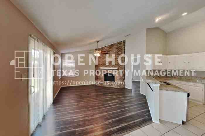 543 Freestone Dr - Photo 7 of 23