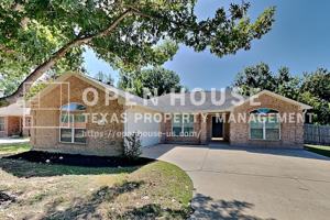 featured image of 122 S Bending Oak Ln