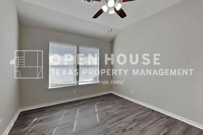 2209 Laura Elizabeth Trl - Photo 6 of 21