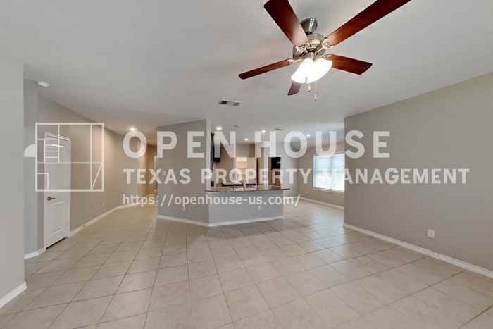 605 Stars Dr - Photo 6 of 20