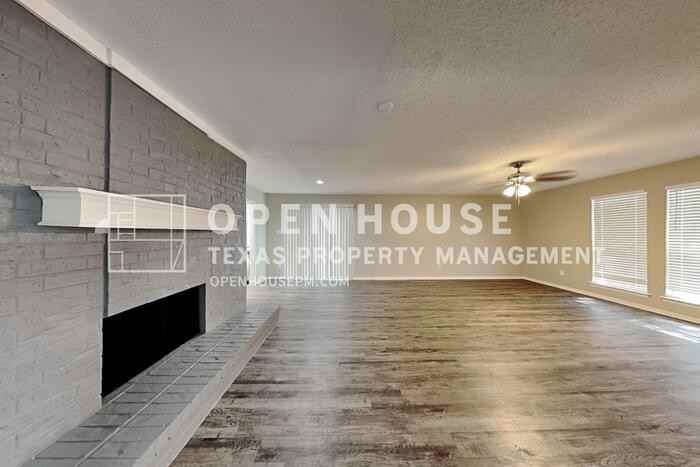 1480 Saint Patrick Dr - Photo 4 of 20