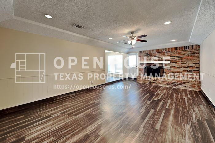 7465 Timberhill Dr - Photo 5 of 20